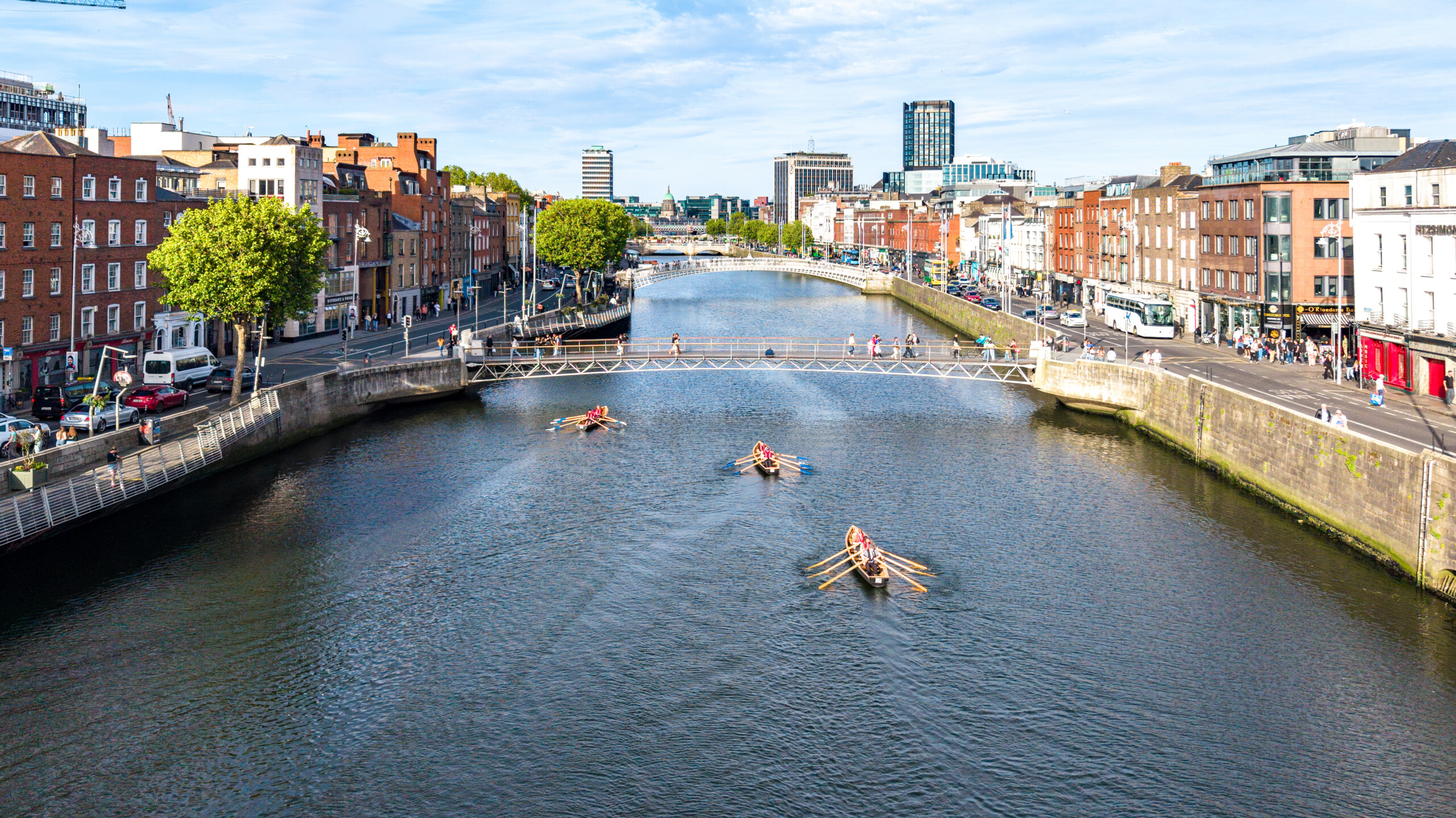 Advertisement Guide Line DCC-Liffey-Festival-Currachs-on-the-Liffey-scaled.jpg